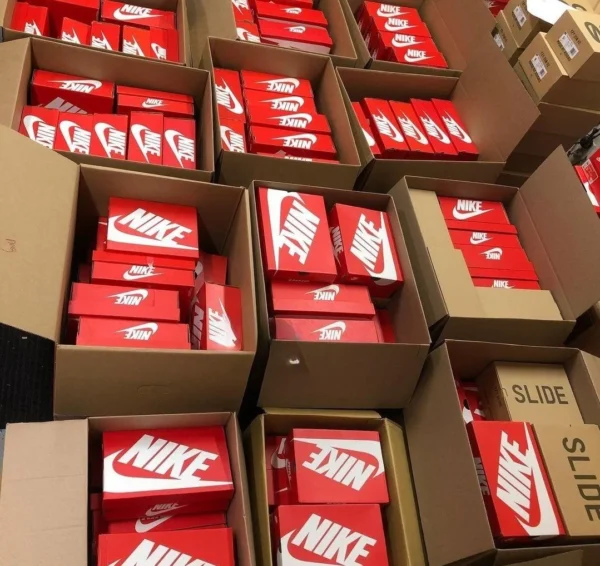 Authentic Nike Sneakers Pallets - Image 3