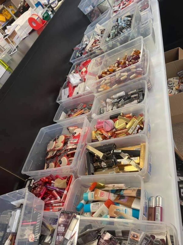 Cosmetic pallets - Image 8