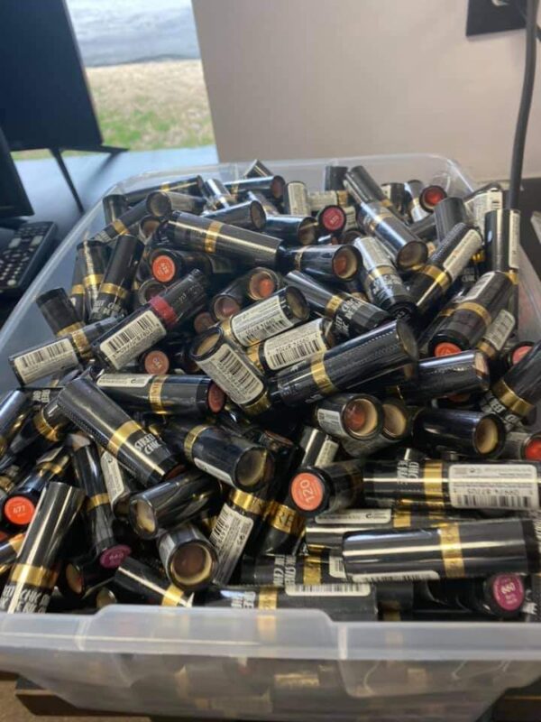 Cosmetic pallets - Image 14
