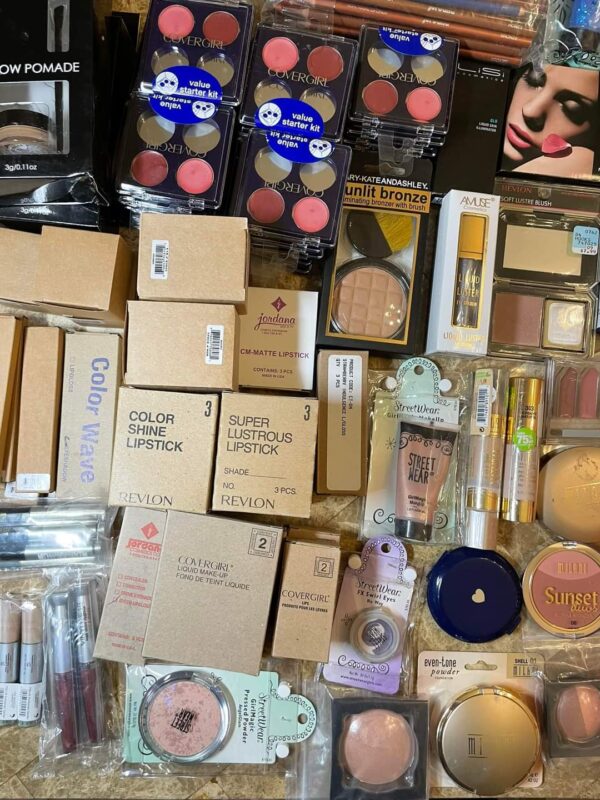 Cosmetic pallets - Image 6