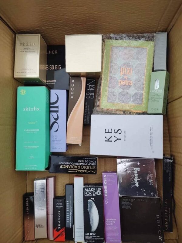 Mixed cosmetics - Image 2