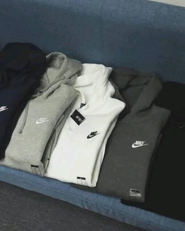 Nike clothing - Image 2