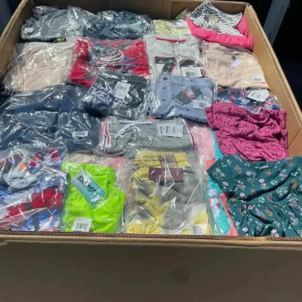 Kids Clothes Pallet - Image 9