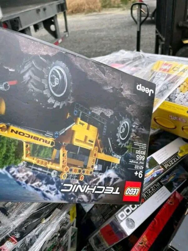 Legos toy pallets - Image 7